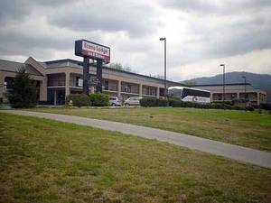Econo Lodge Inn & Suites Parkside::Travelocity.com