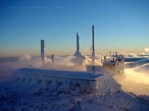 Mount Washington Observatory and Weather Discovery Center::Davis