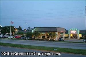 Holiday Inn New Iberia::Travelocity.com