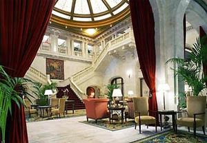 Web-pit_rena-lobby-2