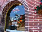 Roscoe's Famous Deli