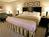 Holiday Inn Express Hotel and Suites Minnetonka::ProfessionalTravelGuide.com