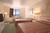 Super 8 Camp Verde::Expedia