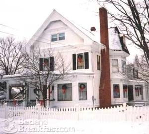 Village Victorian Bed & Breakfast::BedAndBreakfast.com