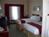 Holiday Inn Express Suites Manchester::ProfessionalTravelGuide.com
