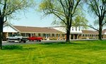 Country Club Inn And Suites