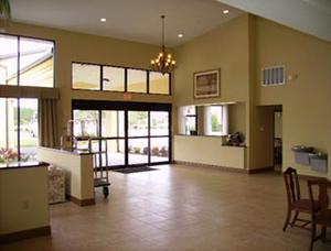 Days Inn & Suites Tavares-Mt. Dora::Hotels.com