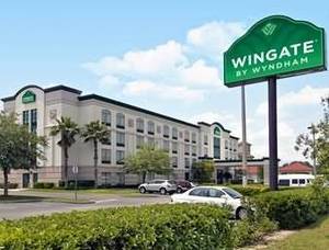 Wingate by Wyndham - Tampa USF::Travelocity.com