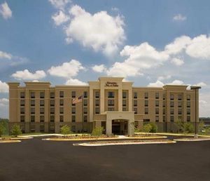 Hampton Inn & Suites Fredericksburg South, Va::Travelocity.com