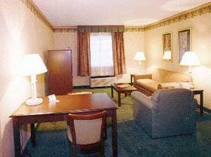 Crowne Plaza Cincinnati-Blue Ash::Expedia