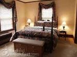 Golden Lantern Inn