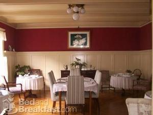 Coos Bay Manor B%B::BedAndBreakfast.com