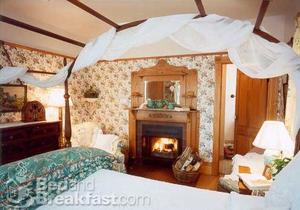 White Lace Inn::BedAndBreakfast.com