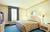 Comfort Suites Maingate East::Expedia