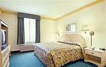 Comfort Suites Maingate East
