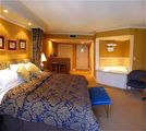 Bacchus Piano Lounge (Wedgewood Hotel)