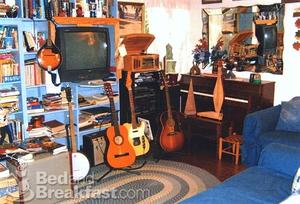 Friendship Lodge Bed & Breakfast::BedAndBreakfast.com