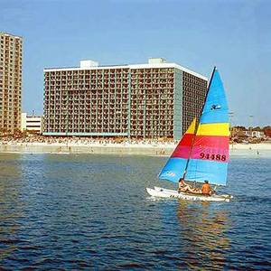 Landmark Resort Hotel::Expedia
