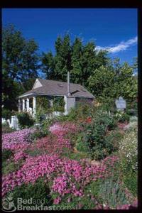 Cottage Grove::BedAndBreakfast.com