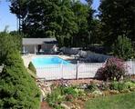 Tn-t33870_pool_01_f