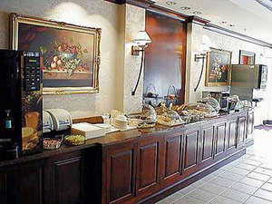 Comfort Inn & Suites::Hotels.com