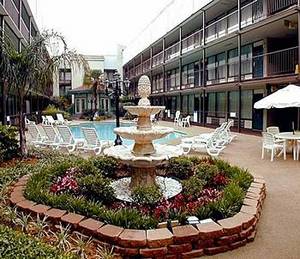 Best Western Westbank::Expedia
