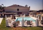 Tn-r93677_pool_01_f