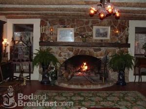 Lily Creek Lodge::BedAndBreakfast.com