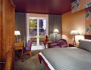 Web-npa_vine-rooms-1