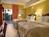 Ramada Hollywood Near Universal Studios::ProfessionalTravelGuide.com