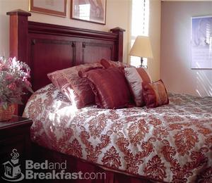 Twelve Oaks Bed & Breakfast ~ Hill Country Inn::BedAndBreakfast.com