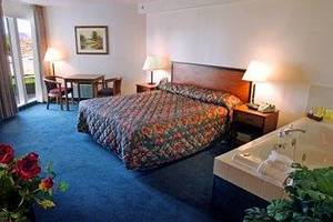 Best Western Lighthouse Inn & Resort::Expedia