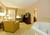 Comfort Inn & Suites::Expedia