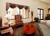 Econo Lodge Inn & Suites East::Priceline.com
