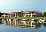 Fleetwood Inn & Suites