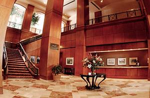 Web-clt_hilt-lobby-1