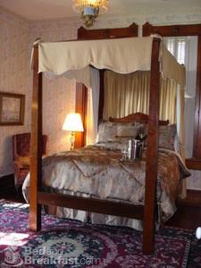 Rosemont Inn::BedAndBreakfast.com