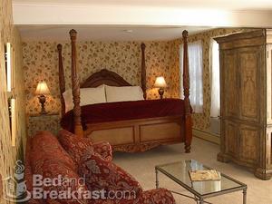 The Four Seasons Inn::BedAndBreakfast.com