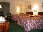 Econo Lodge North