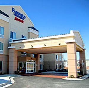 Fairfield Inn and Suites Edmond::Hotels.com