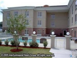 Holiday Inn Express And Suites::Travelocity.com