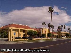 Holiday Inn Express Indio::Travelocity.com