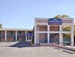 Howard Johnson Express Inn - College Park