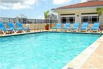 Tn-241717_pool_01_f