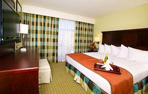 Web-lax_embs-rooms-2