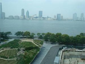 Web-embassy_suites_hotel_new_york_city_44710_4_07272006_1907371355_500