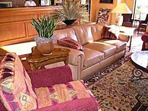 Web-sgu_comf-lobby-3