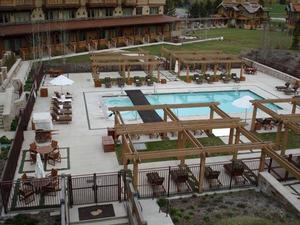 Web-3446021-pool_area-park_city