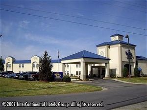 Holiday Inn Express Dunn::Travelocity.com