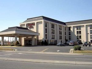 Hampton Inn Winchester-University/Mall Area::Travelocity.com
